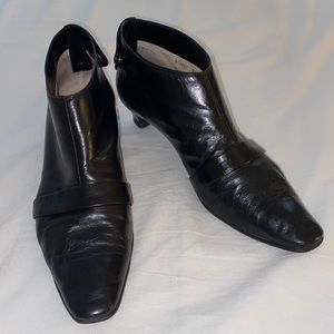 Vintage Louis Vuitton Black booties